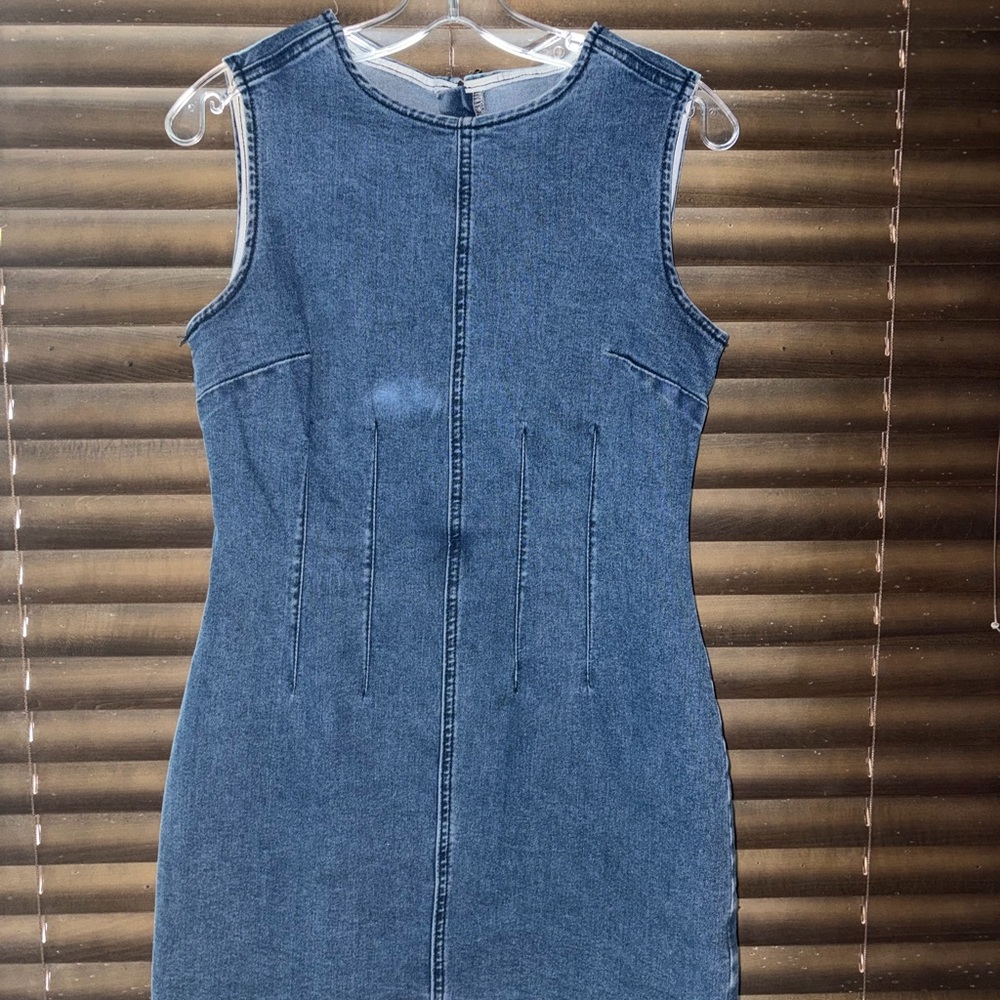Sleeveless Denim Sheath Dress - Blue